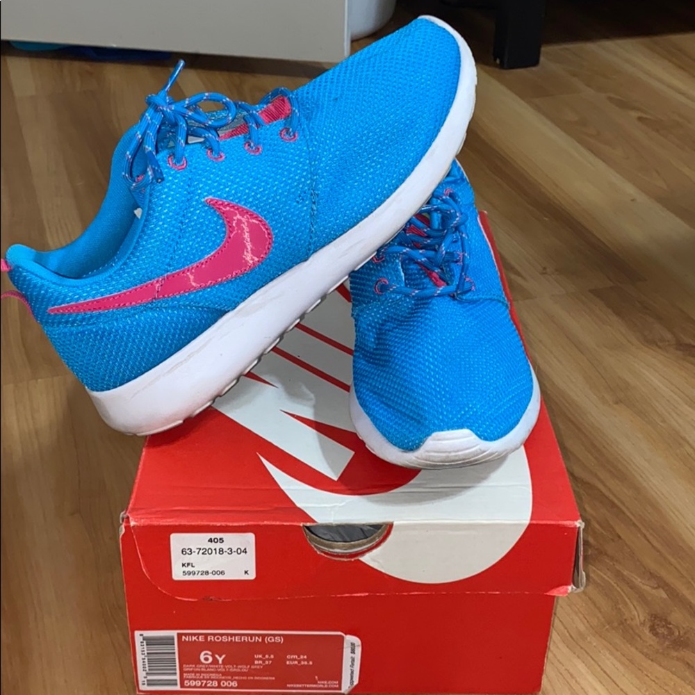 Women’s Nike Rosherun